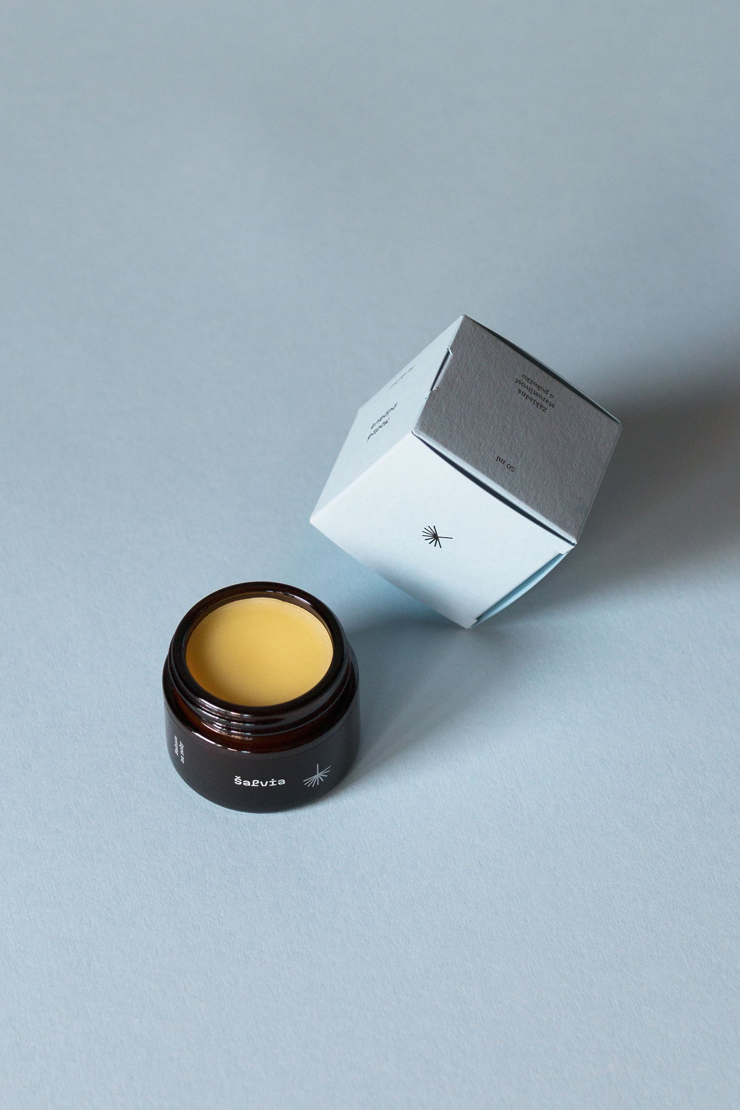 Otvorený balzam na nohy Šalvia s krémovou textúrou – prírodná kozmetika Modrá Púpava