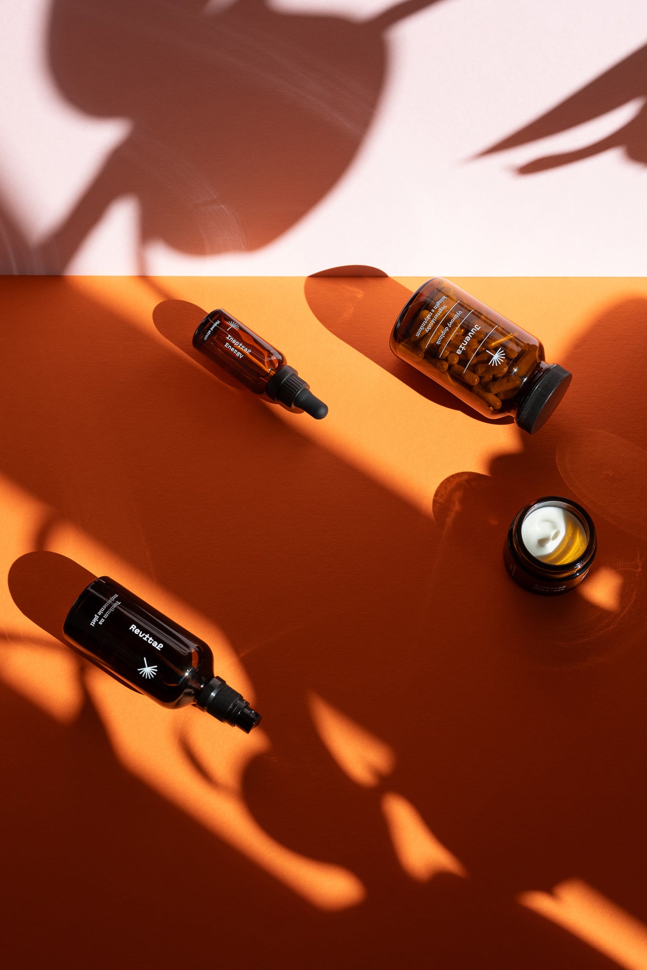 Anti-age rutina Modrá púpava – pleťové sérum, krém, tonikum a kolagénová výživa pre spevnenie, hydratáciu a omladenie pleti